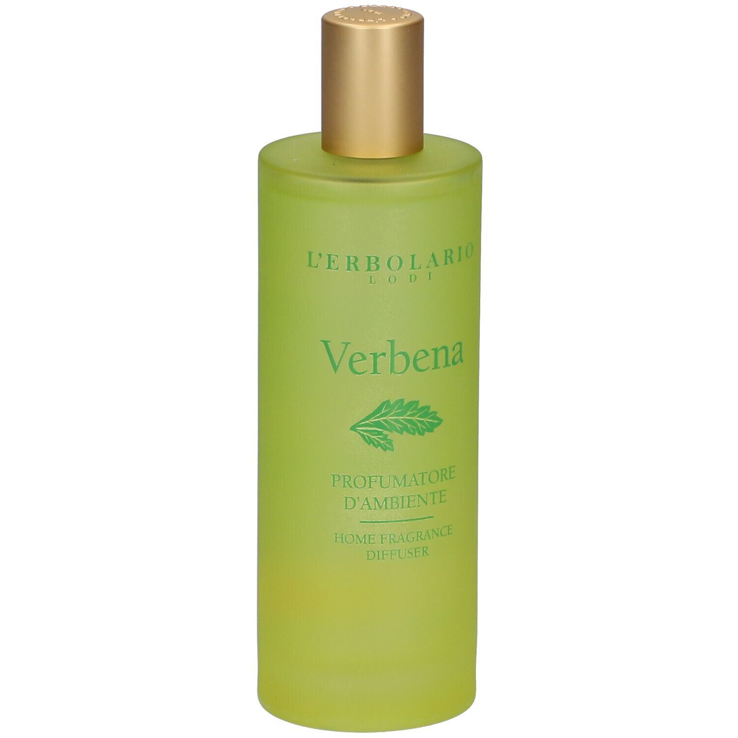 Flacone verde con tappo dorato. Scritta: L'ERBOLARIO, Verbena, PROFUMATORE D'AMBIENTE, HOME FRAGRANCE DIFFUSER.
