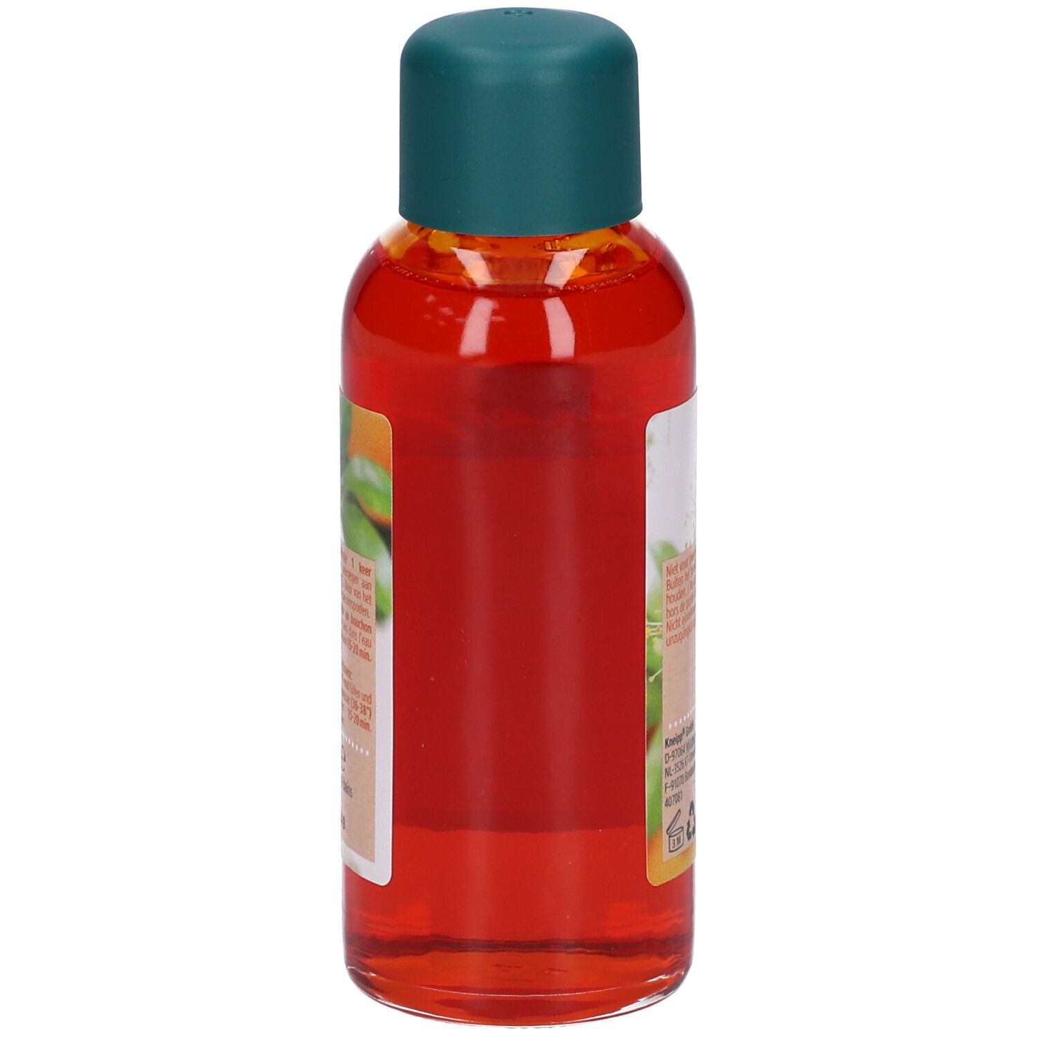 Vista laterale del flacone di olio da bagno Kneipp. Tappo verde, olio arancione. Testo e loghi. Scritta: Kneipp, Badolie, Pure Harmony.