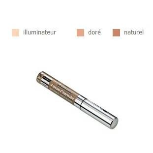 Applicatore a penna con correttore in crema. Corpo argentato, cappuccio trasparente. Scritta: Cream Concealer.