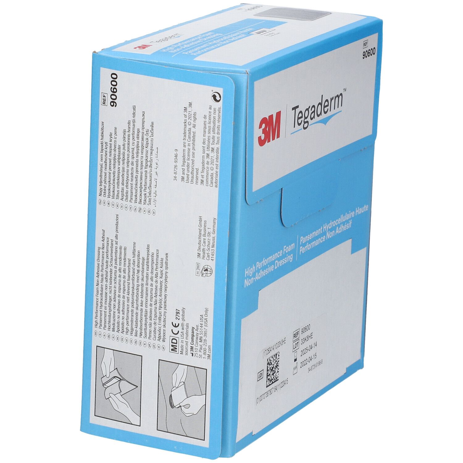 Scatola di medicazioni in schiuma 3M Tegaderm. Nome e codice prodotto. Contiene 10 medicazioni sterili. Istruzioni per l'uso sul lato.