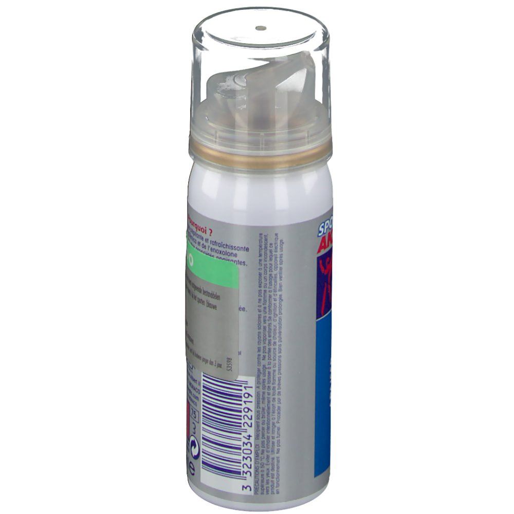 Flacone spray con erogatore. Scritta: KOO. Retro con testo e codice a barre. Colori: bianco, blu, verde.