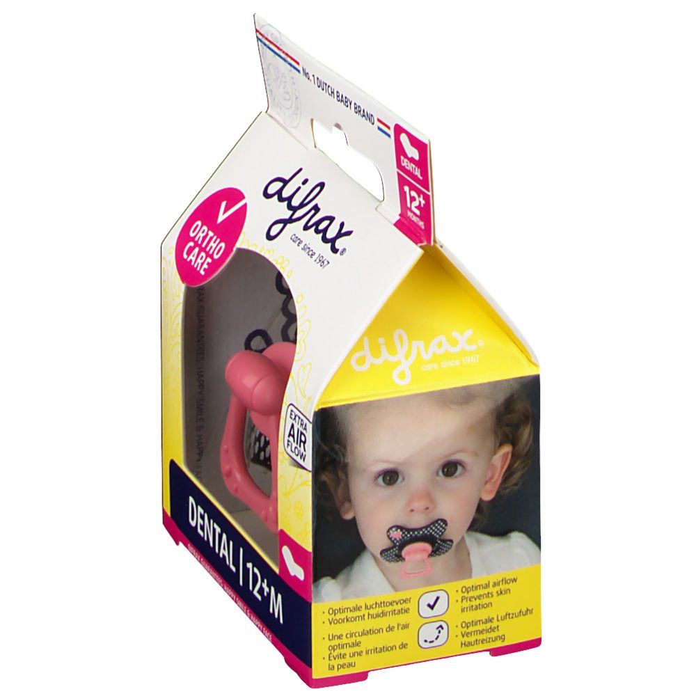 Confezione con succhietto e bambino. Succhietto rosa, sfondo nero. Scritte: Dental 12+M, Ortho Care, Extra Air Flow.