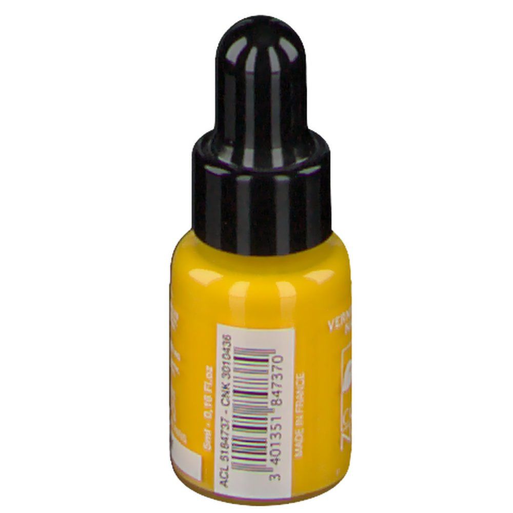 Smalto per unghie giallo in flacone contagocce. Tappo nero. Scritta: 9ml - 0.10 Fl.Oz. Codice a barre e altre informazioni.