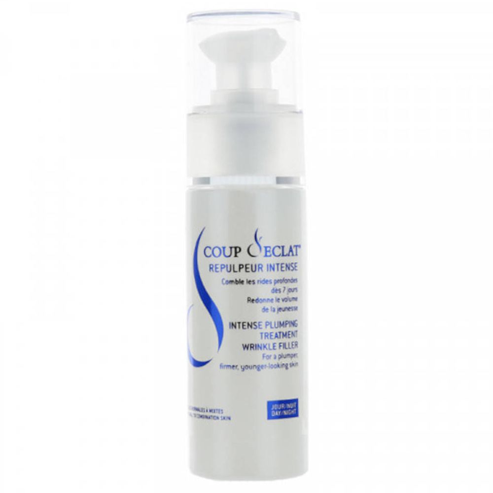 Flacone bianco con pompa. Scritta: Coup d'Eclat, Repulpeur Intense, Intense Plumping Treatment, Wrinkle Filler.