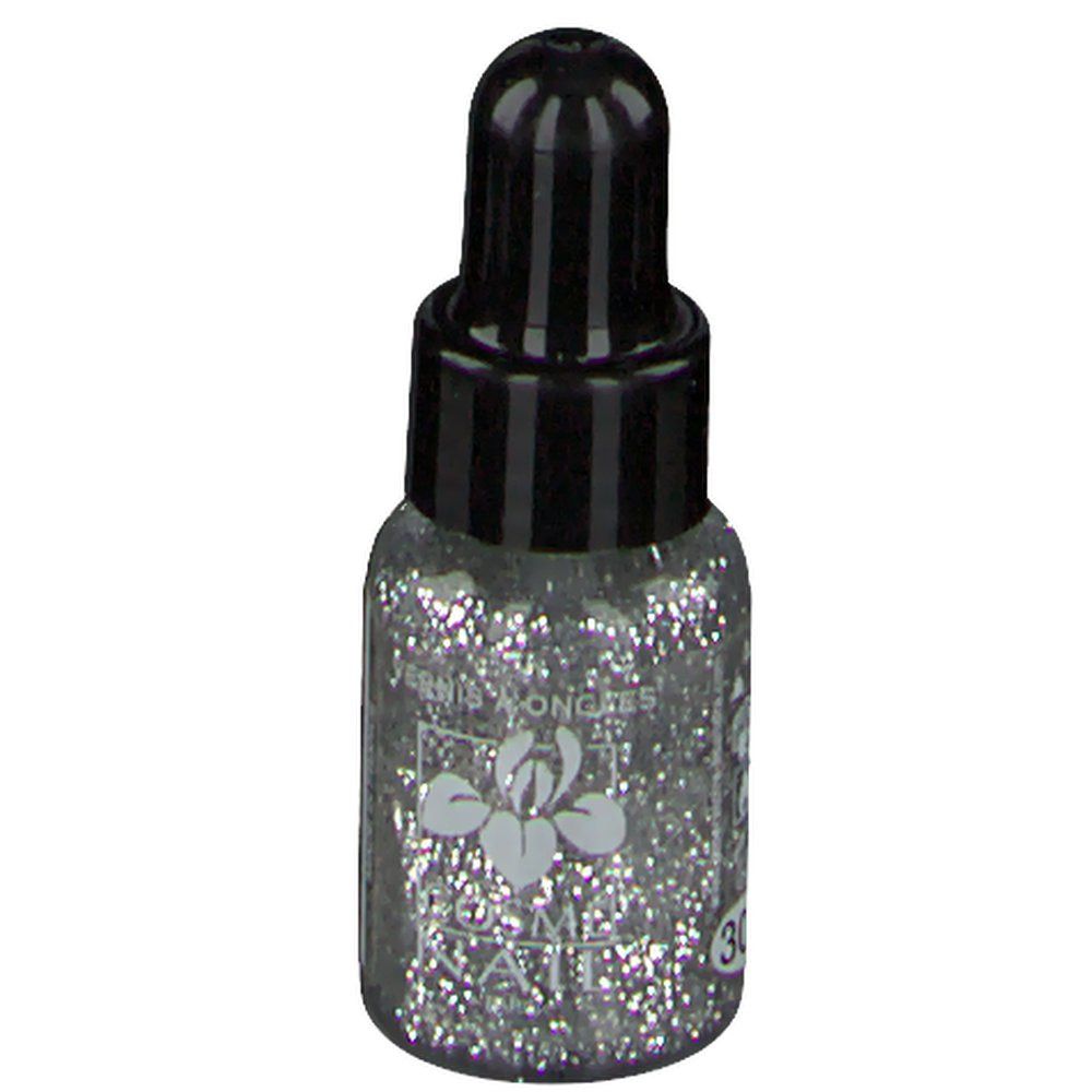 Flacone di smalto per unghie glitterato argento, tappo nero. Scritta: Lisandra Cosmé.