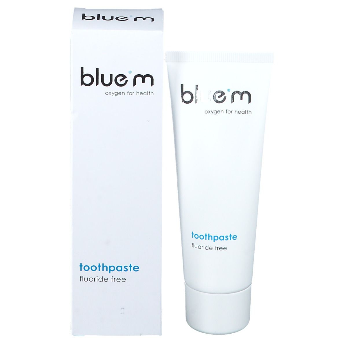 Tubetto di dentifricio e scatola. Scritta: bluem, oxygen for health, toothpaste, fluoride free.