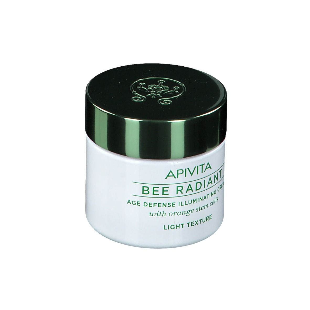 Vasetto di crema bianco con coperchio verde. Scritta: Apivita Bee Radiant Age Defense Illuminating Cream, Light Texture.