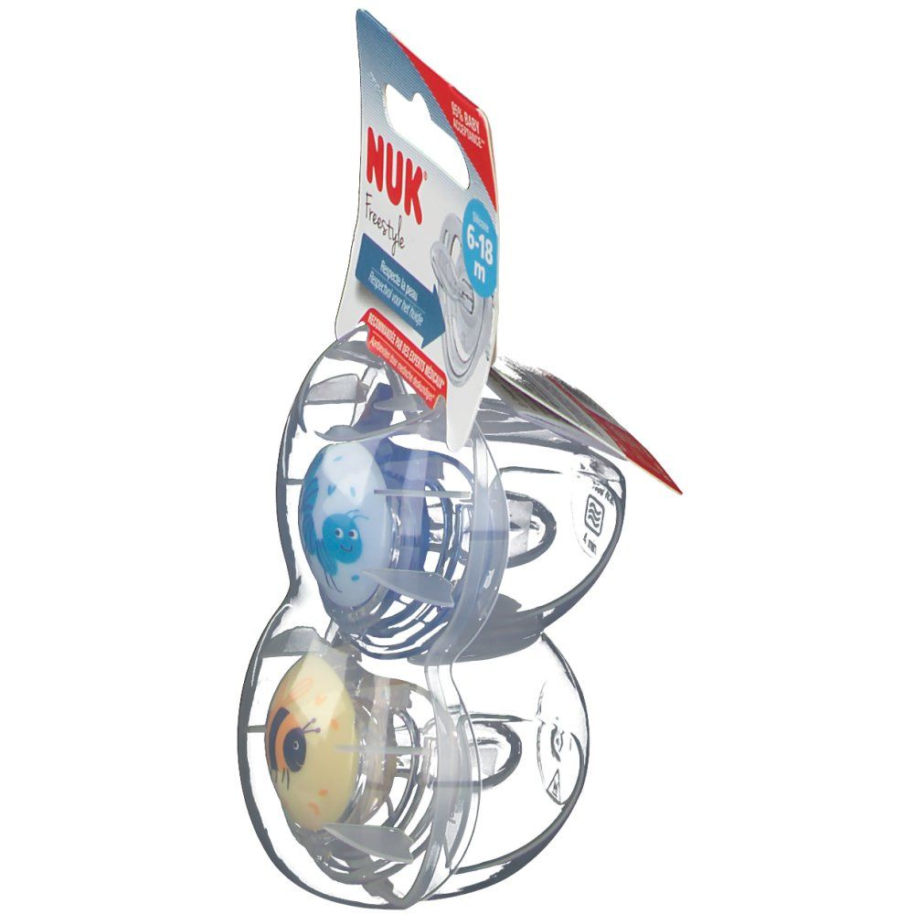 Confezione con due ciucci NUK Freestyle. Visibili ciucci blu e gialli con disegni di animali.