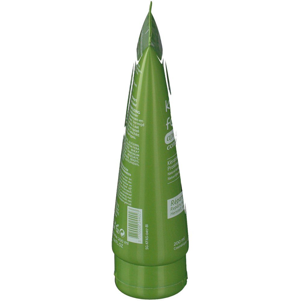 Tubo verde, vista laterale. Scritta "Biocyte Keratine forte". 200 ml.