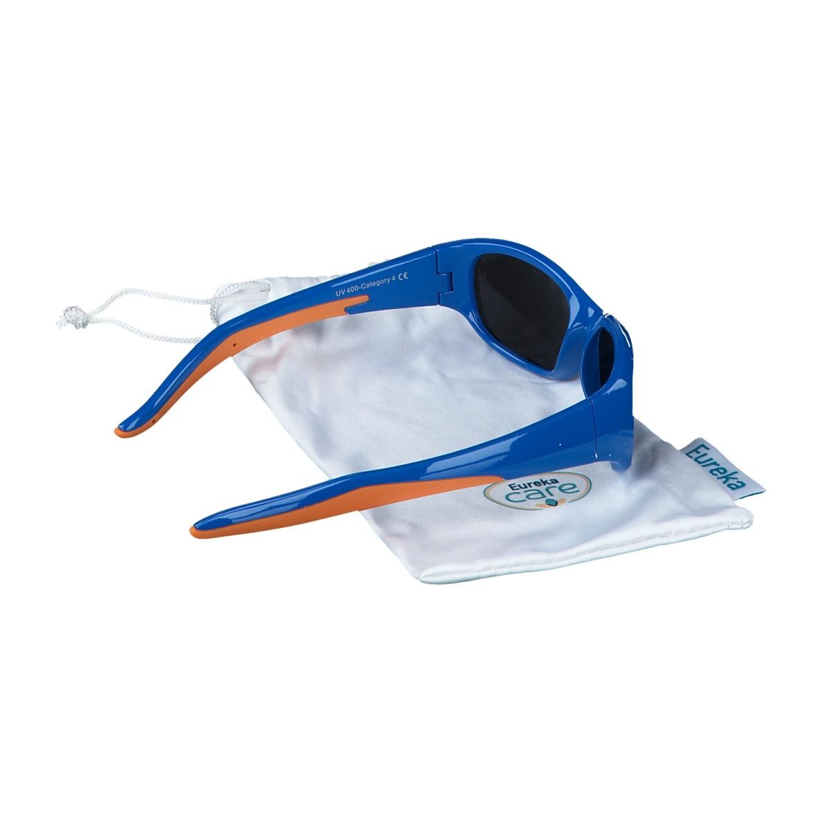 Occhiali da sole blu con aste arancioni. Lenti nere. Su un sacchetto bianco con coulisse. Marchio: eureka.