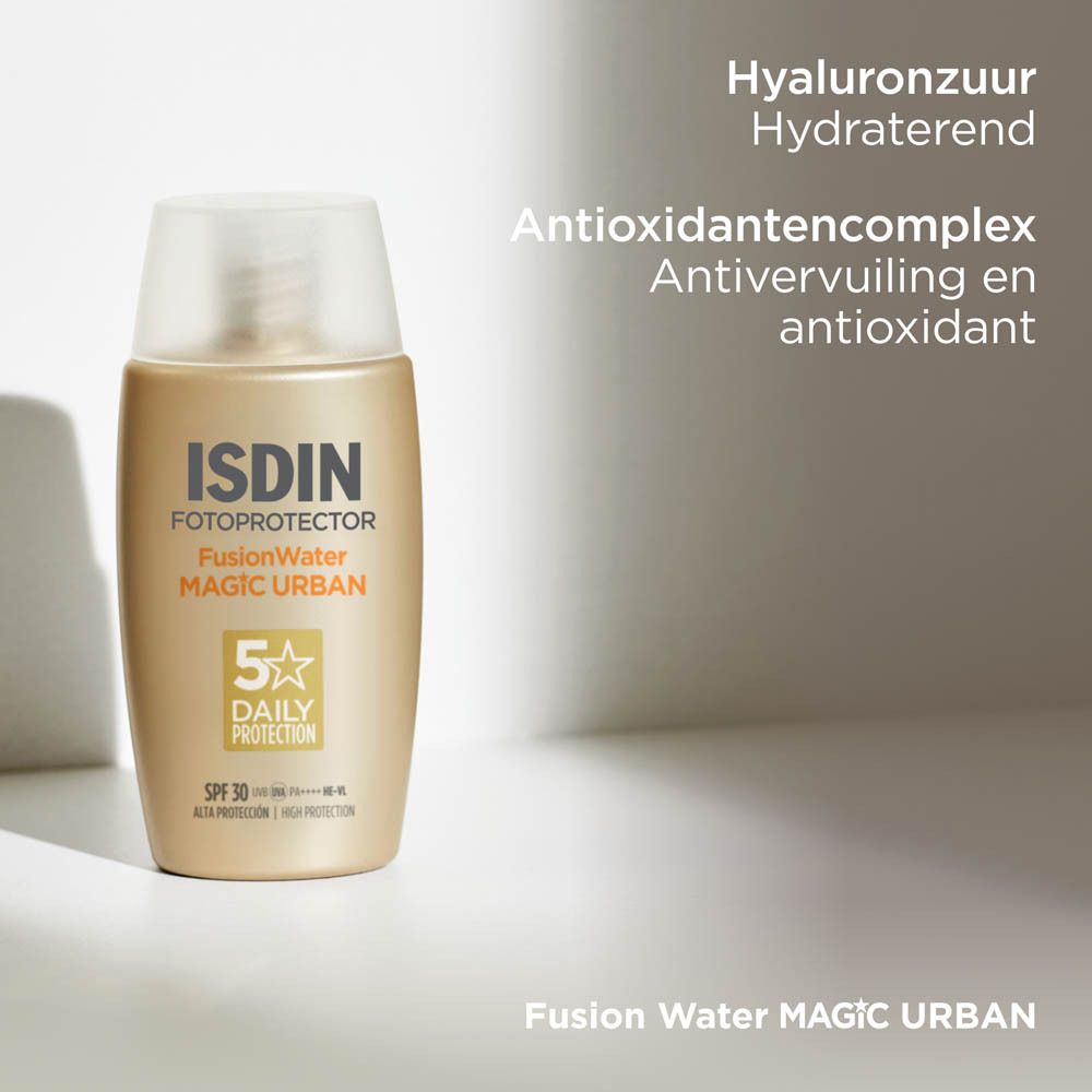 ISDIN Fotoprotector Fusion Water Magic Urban. Flacone. Testo: Acido ialuronico, complesso antiossidante.