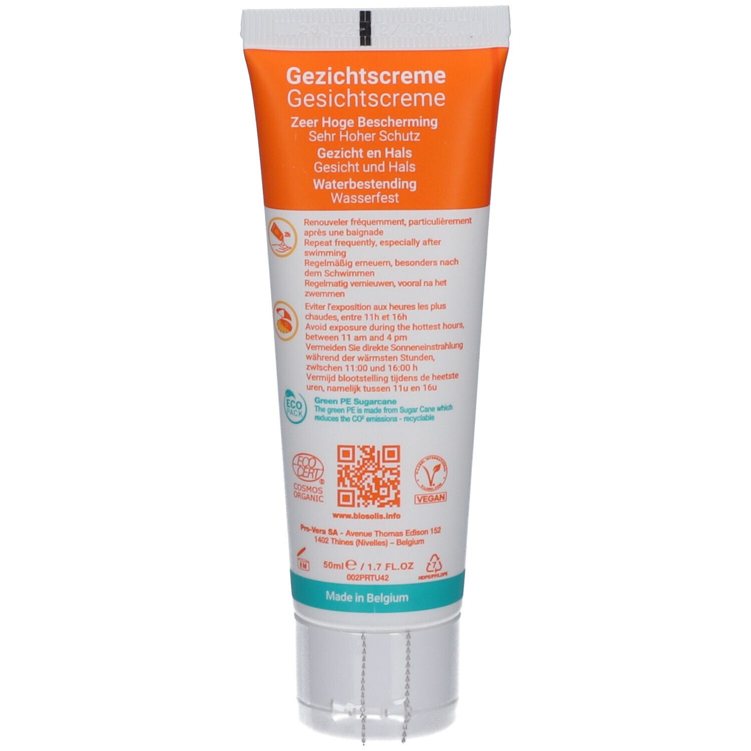 Retro del tubo di crema solare. Testo multilingue. Scritta: Crema viso, protezione molto alta, resistente all'acqua. Codice QR.