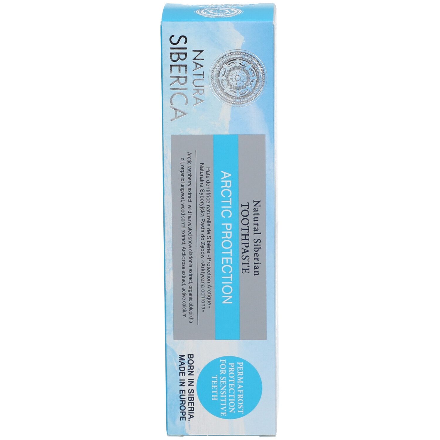 Scatola con testo: Natura Siberica, Arctic Protection. Accenti blu e argento. Per denti sensibili. Prodotto in Europa.