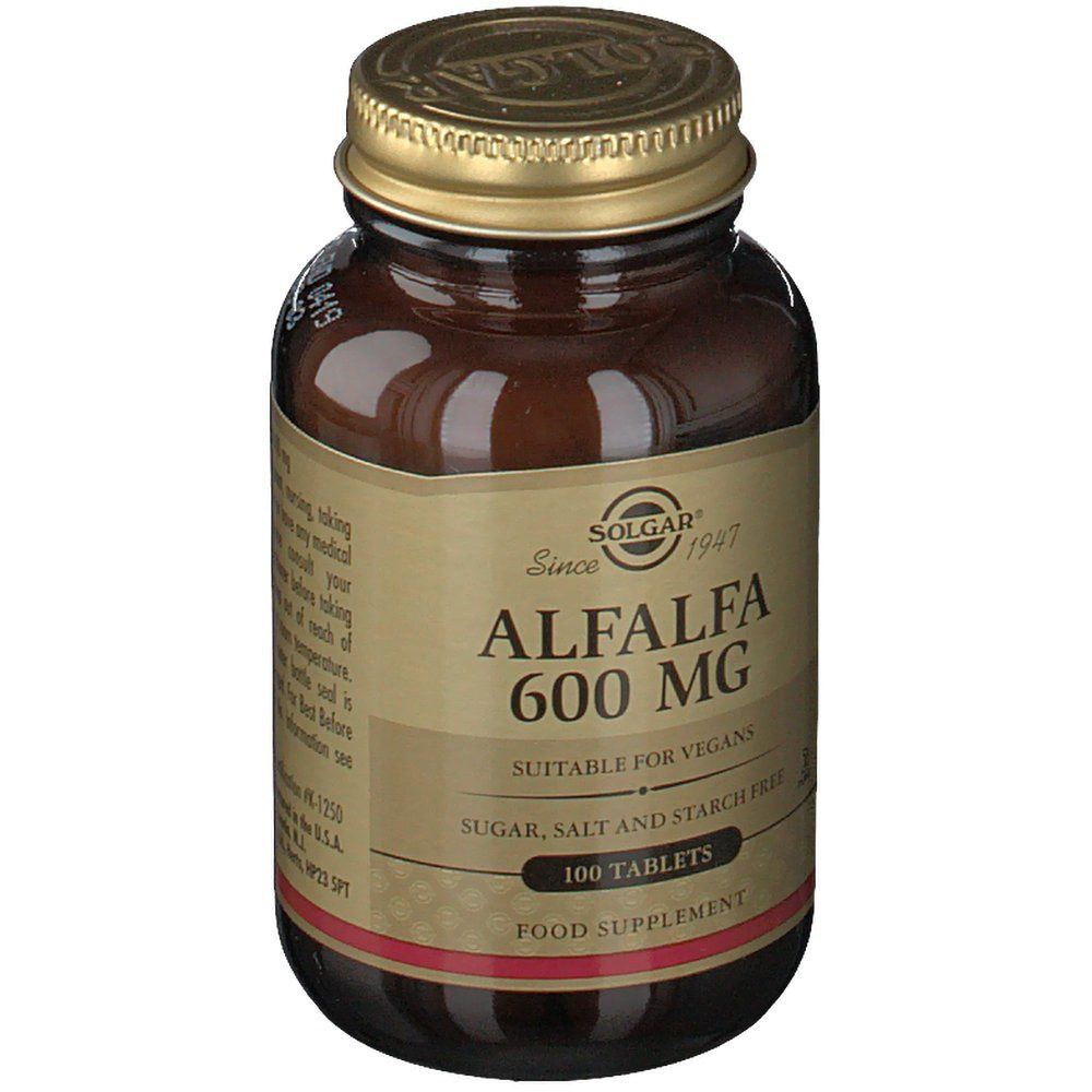 Flacone di vetro marrone con coperchio dorato. Scritta: Alfalfa 600 mg, 100 compresse. Marchio: Solgar.