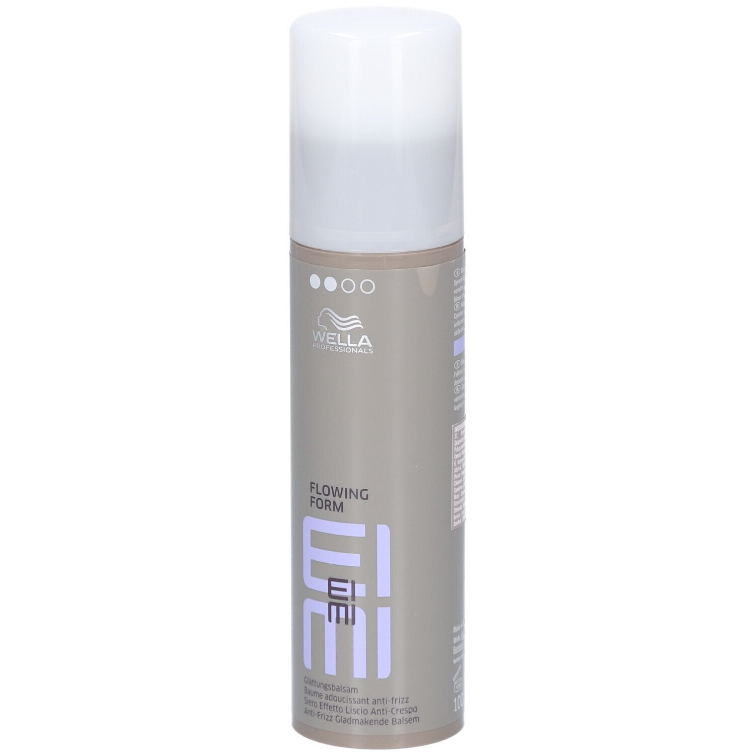 Flacone cilindrico con tappo bianco. Scritta: EIMI Flowing Form. Marchio: Wella Professionals.