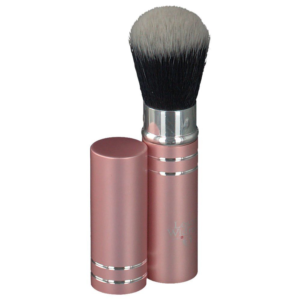 Pennello per cipria con custodia rosa e testina nera/bianca. Custodia aperta, coperchio accanto.