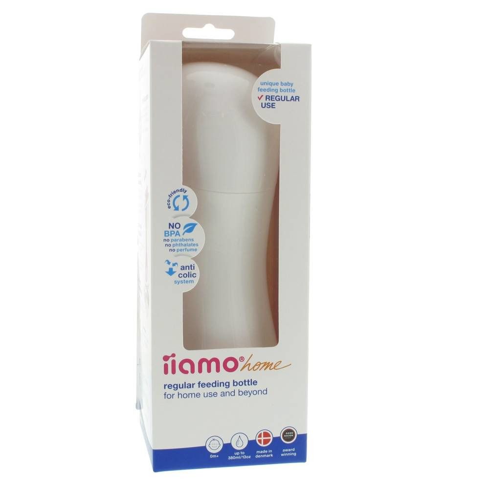 Confezione con biberon bianco. Testo: iiamo home, regular feeding bottle, NO BPA, anti colic.
