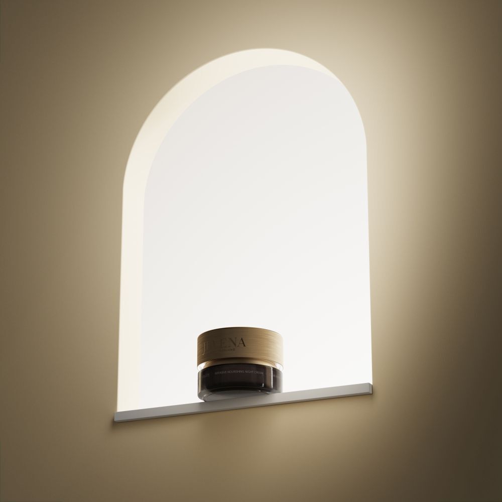 Vaso di crema con coperchio dorato in una nicchia. Scritta: JUVENA. Sfondo: chiaro.