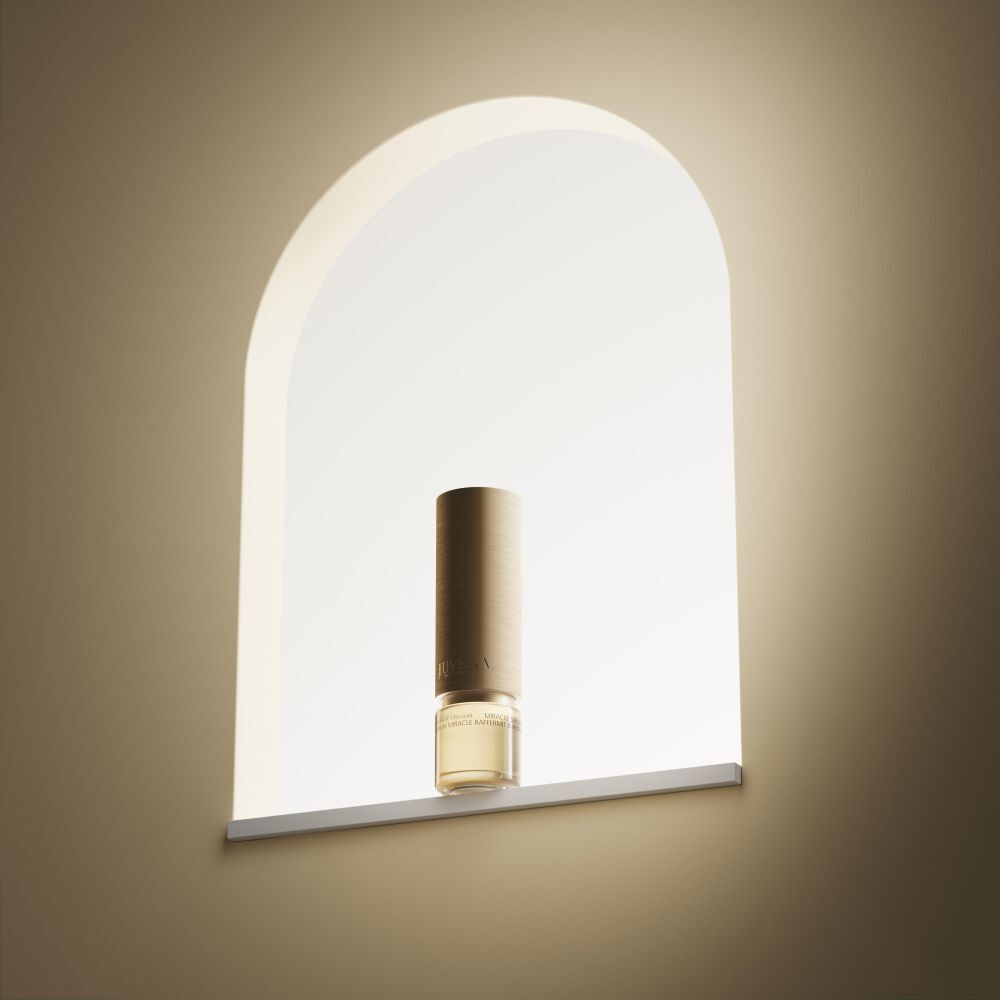 Flacone di siero in una nicchia. Tappo dorato, siero dorato.