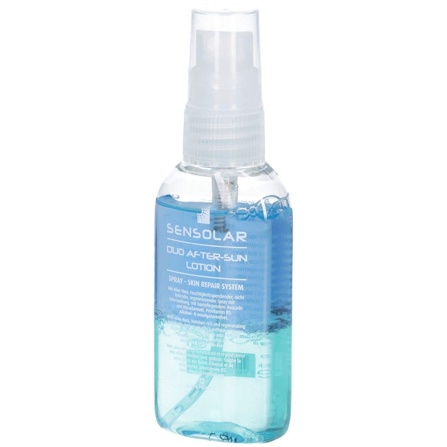 Flacone trasparente con spruzzatore. Scritta: Sensolar Duo After-Sun Lotion. Liquido blu visibile.