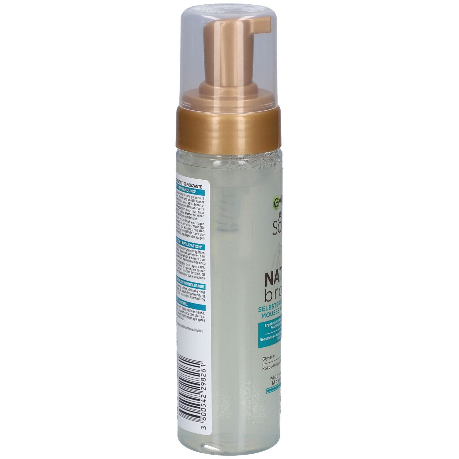 Flacone di mousse autoabbronzante, vista laterale. Garnier Ambre Solaire. Testo sull'etichetta. Codice a barre. Liquido trasparente.