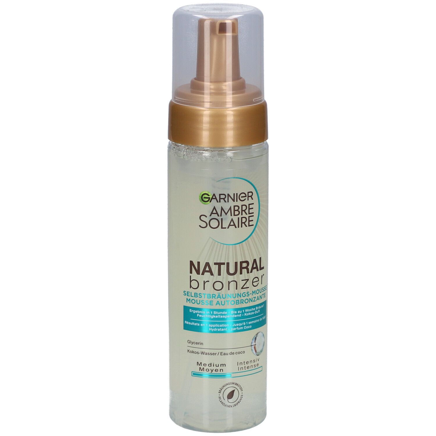 Flacone di mousse autoabbronzante. Garnier Ambre Solaire Natural Bronzer. Tonalità Medium. Liquido trasparente, erogatore dorato.