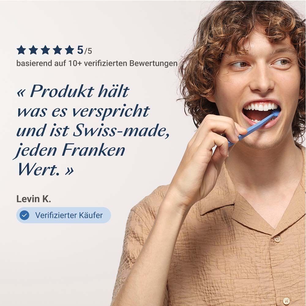 Un uomo si lava i denti. Testo: Il prodotto mantiene le sue promesse ed è Swiss-made, ogni franco vale la pena.