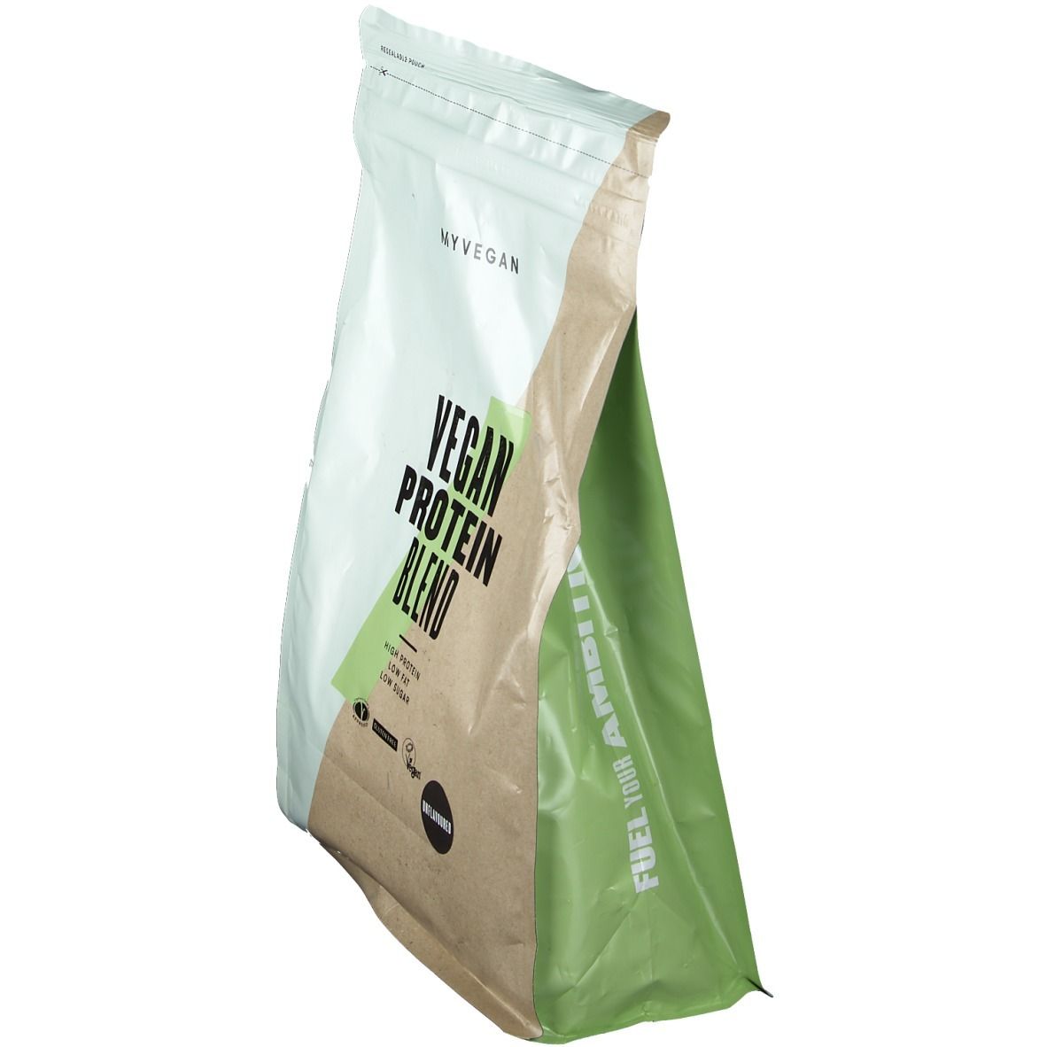 Sacchetto Myprotein Vegan Protein Blend di lato. Scritta "Fuel Your Ambition".