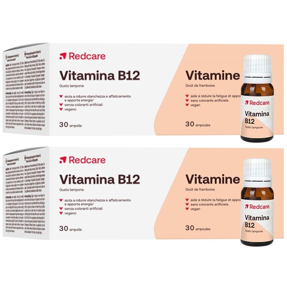 Due scatole e un'ampolla Redcare Vitamina B12. Scritta: Vitamina B12, 30 ampolle. Flacone con tappo bianco.