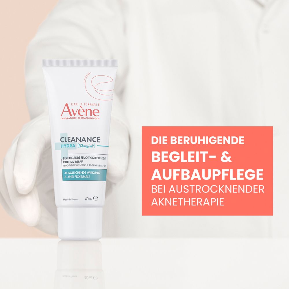 Cinque prodotti affiancati. Testo: Detergere, Lenire, Rigenerare, Nutrire, Proteggere.