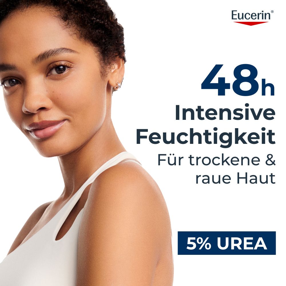 Donna con pelle secca, la lozione Eucerin UreaRepair PLUS offre 48 ore di idratazione intensiva.