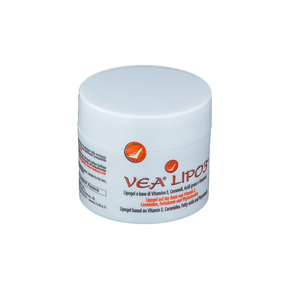 Barattolo bianco con stampa VEA LIPO3. Logo arancione. Testo: Lipogel a base di vitamina E, ceramidi, acidi grassi e fitosteroli.