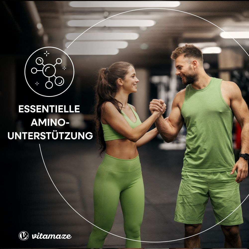 Uomo e donna si stringono la mano. Testo: SUPPORTO AMINOACIDICO ESSENZIALE. Logo: vitamaze.