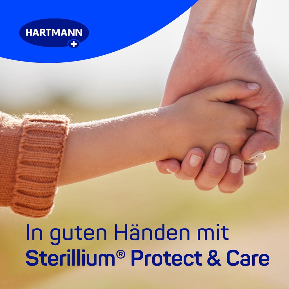 Mani di un adulto e di un bambino che si tengono. Testo: In buone mani con Sterillium® Protect & Care.