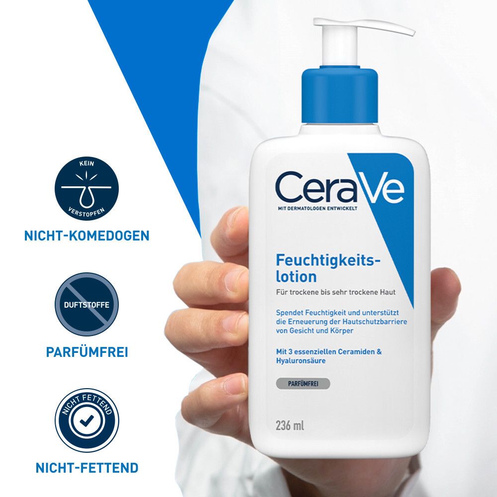 CeraVe Lozione Idratante. Flacone bianco con tappo blu e pompa. Non comedogenico, senza profumo, non grasso. Tenuto in mano.