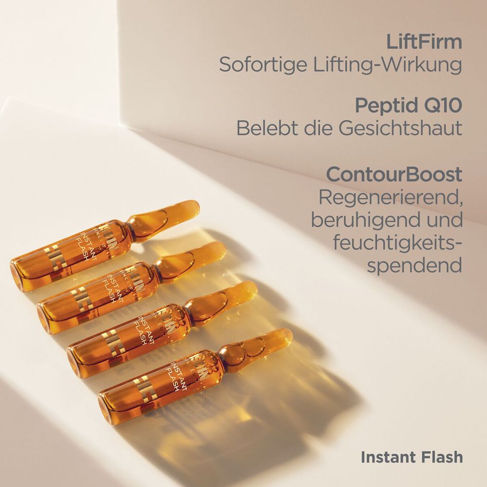 Quattro fiale INSTANT FLASH. Testo: LiftFirm, Peptide Q10, ContourBoost. Nomi dei prodotti.