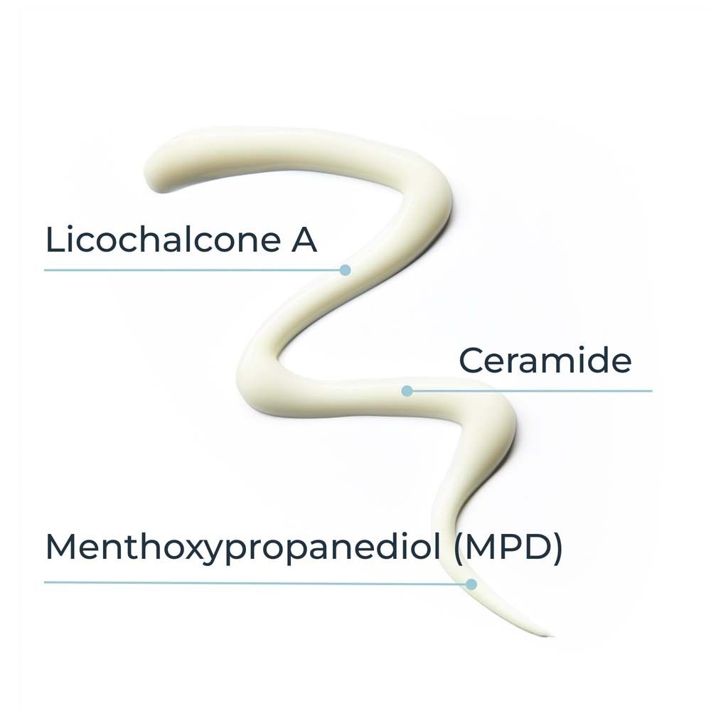 Traccia di crema con etichette: Licochalcone A, Ceramide, MPD.