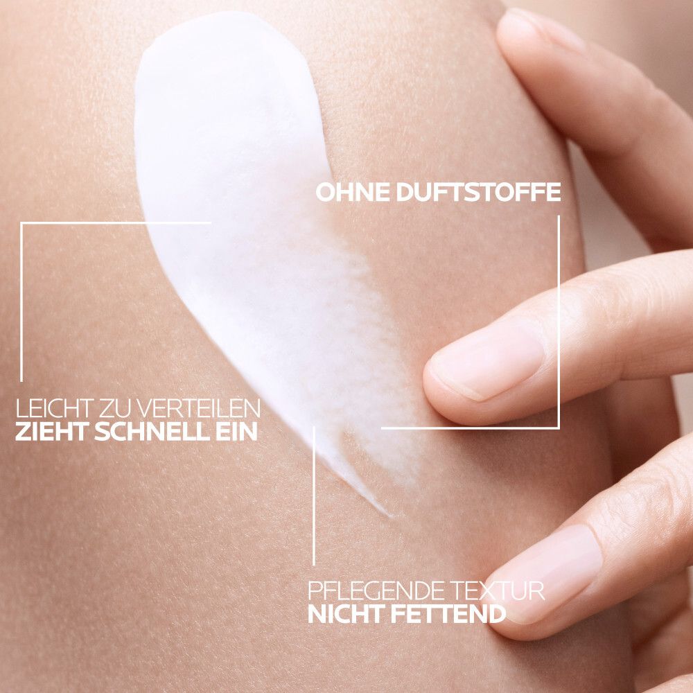 Crema applicata sulla pelle. Testo: Senza profumo, facile da stendere, si assorbe rapidamente, texture nutriente, non grassa.