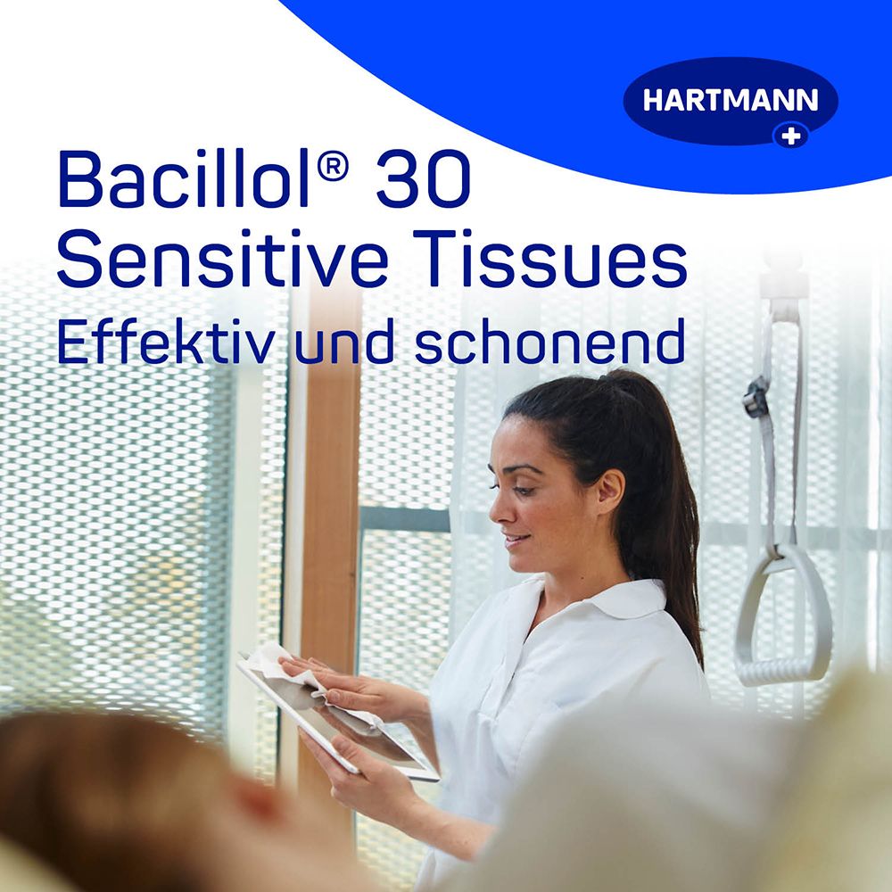 Una donna pulisce una superficie con una salvietta. Scritta: Bacillol® 30 Sensitive Tissues. Efficace e delicato.