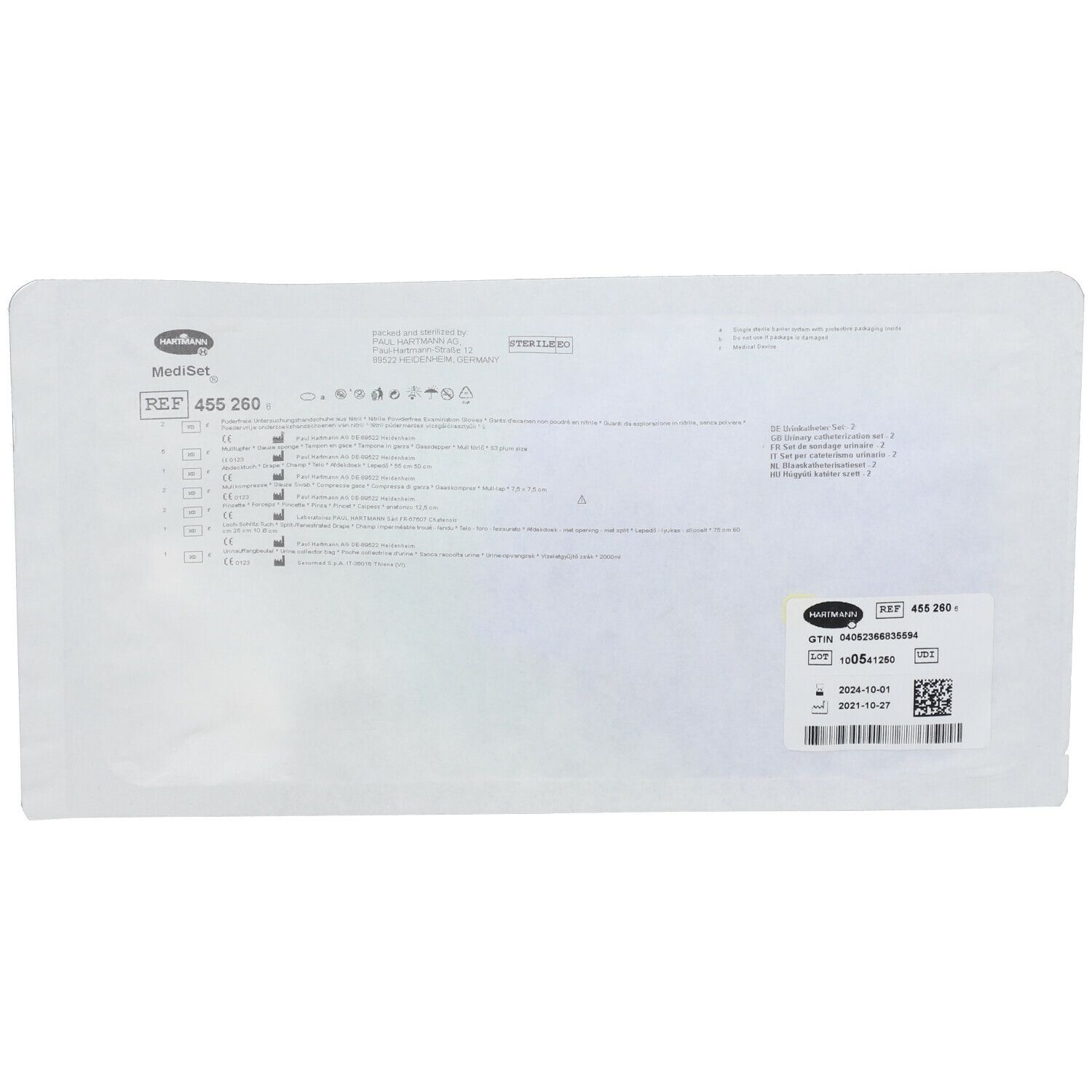 Articoli medici confezionati. Confezione bianca con informazioni sul prodotto, codice a barre e logo.