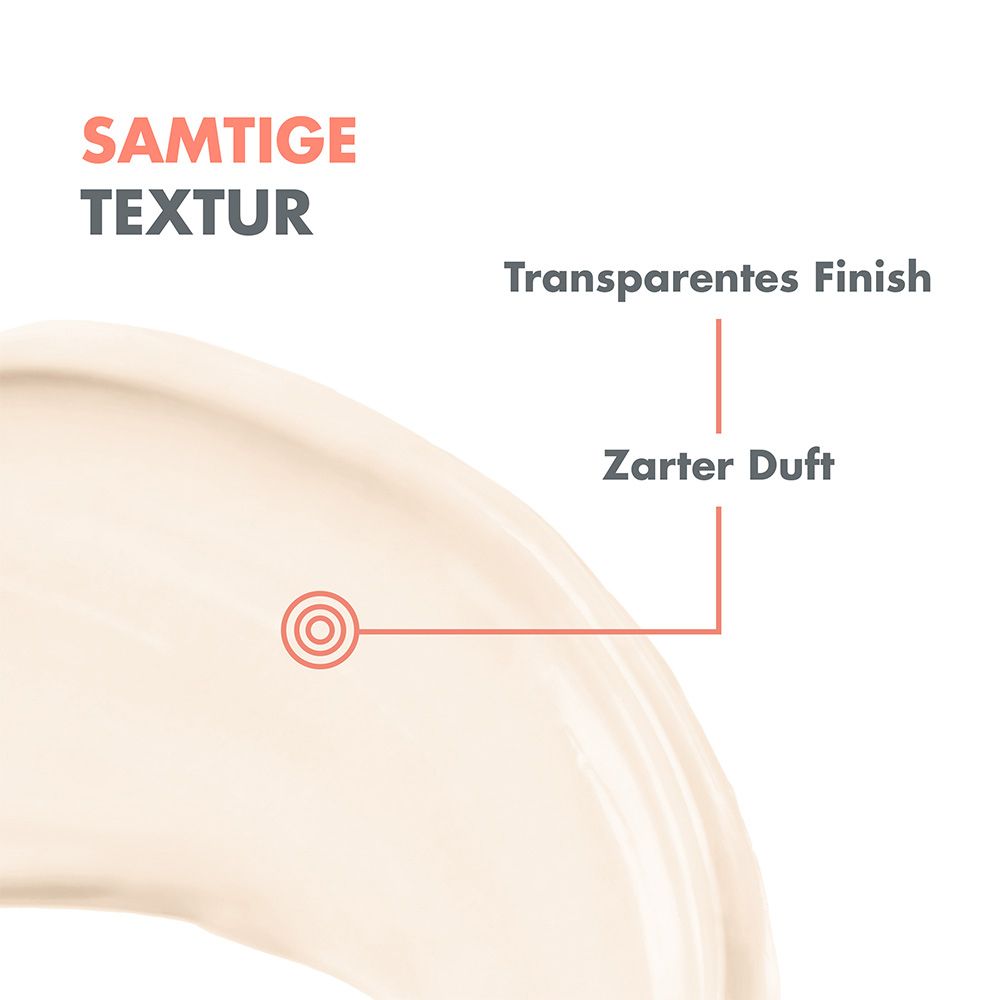 Tre prodotti Avène: crema solare, Intense Protect, acqua termale. Testo: Protezione solare molto alta con filtro HEV Blue Light.