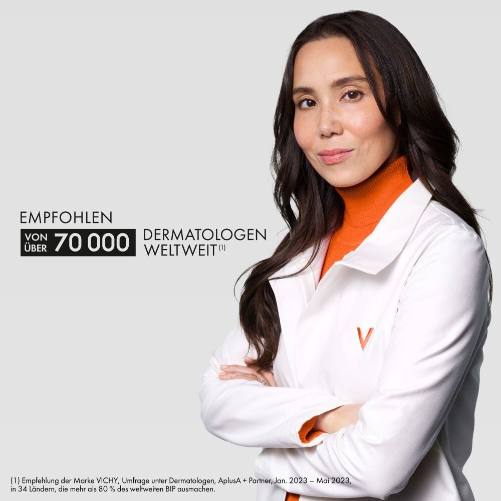 Donna con camice bianco. Testo: Raccomandato da oltre 70.000 dermatologi in tutto il mondo. Logo Vichy.