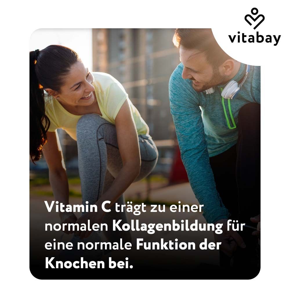Coppia che si allena. Testo: La vitamina C contribuisce alla normale formazione di collagene per le ossa. Logo Vitabay.