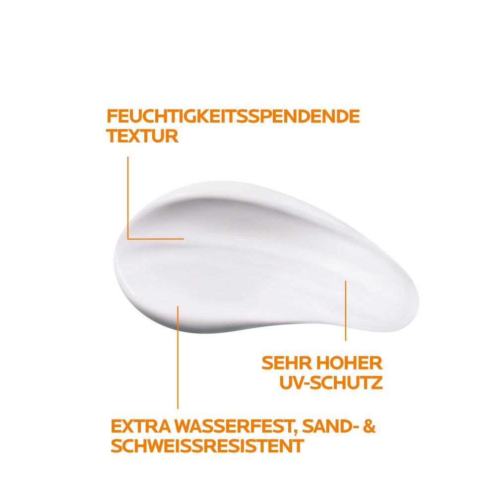 Macchia di crema bianca. Texture, protezione UV molto alta, extra resistente all'acqua, alla sabbia e al sudore. Testo.