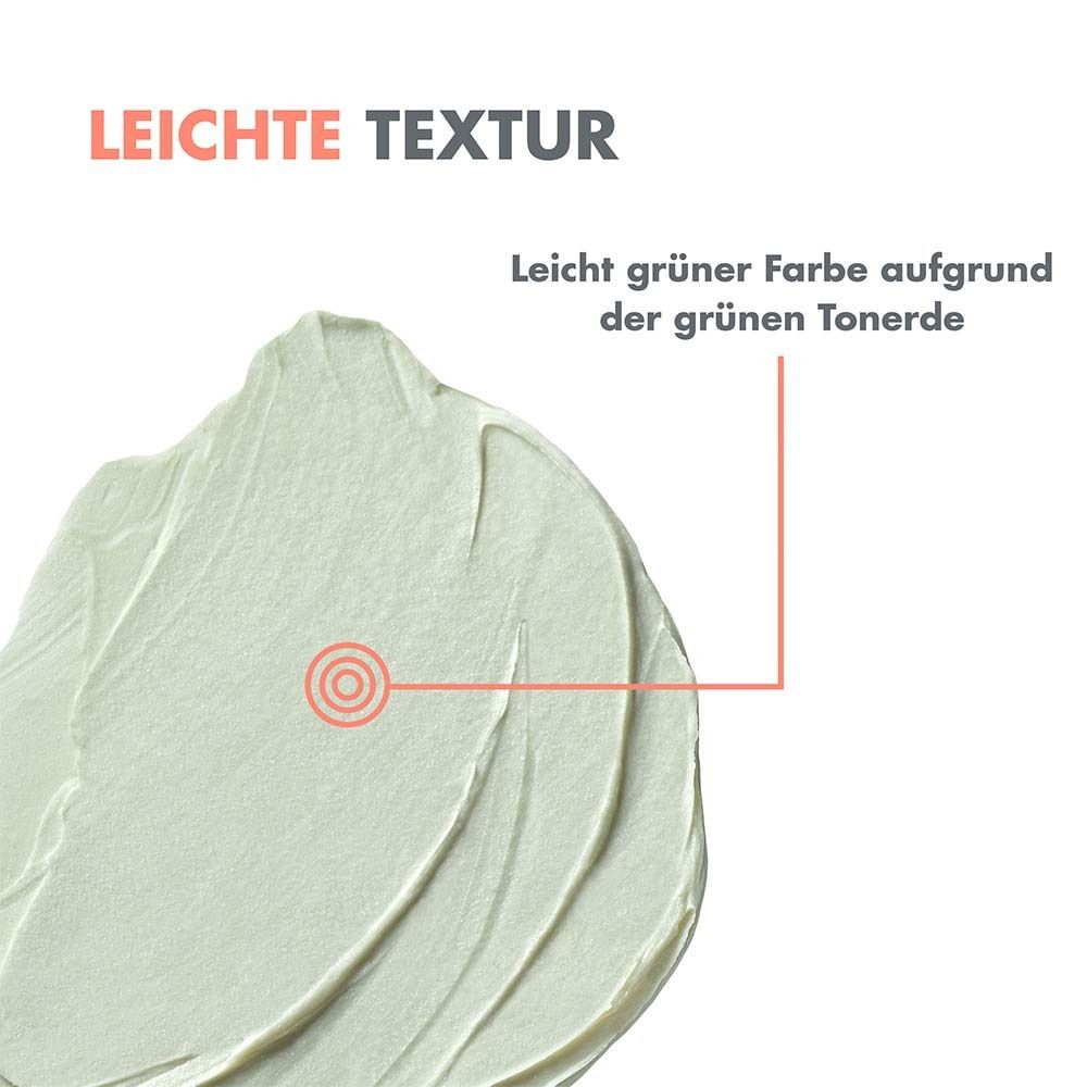 Primo piano maschera verdastra. Testo: texture leggera. Colore verde per argilla verde.