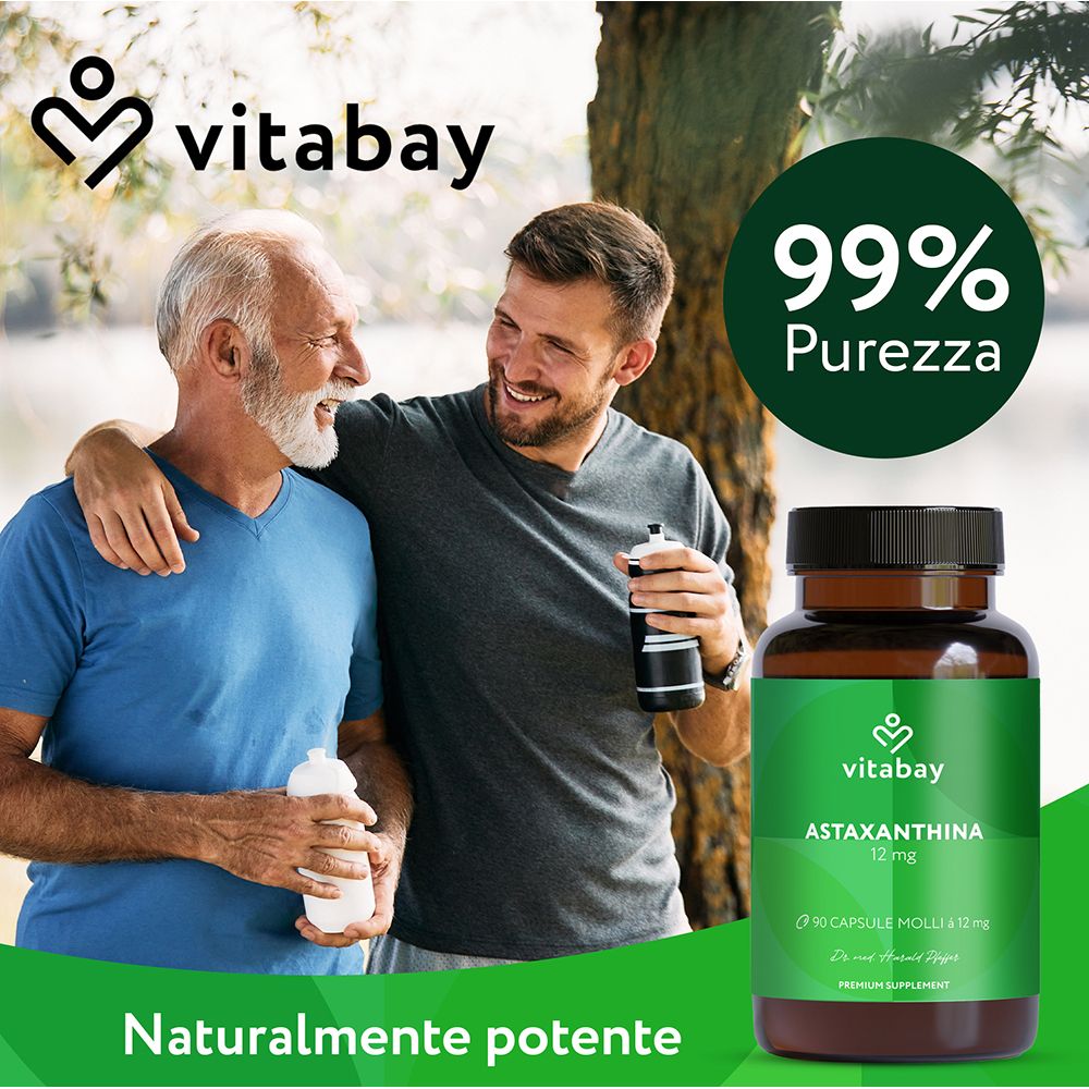 Due uomini ridono, accanto una bottiglia di Astaxantina 12mg, 90 capsule.