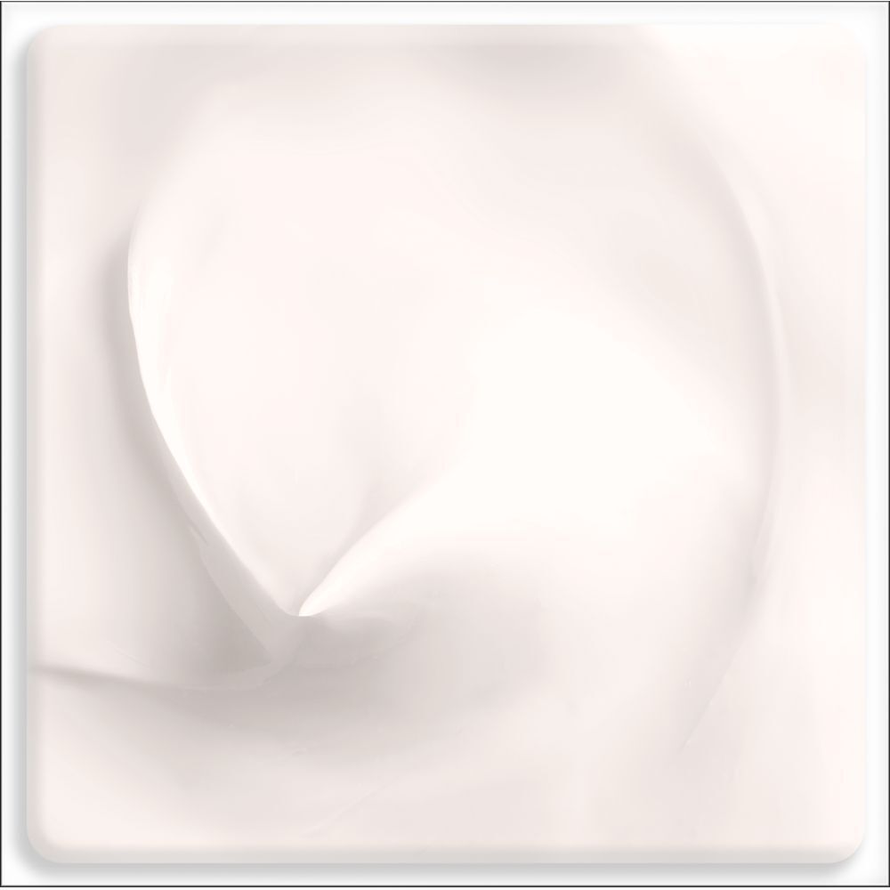 Prodotto bianco in cornice quadrata. Texture cremosa con strutture ondulate.