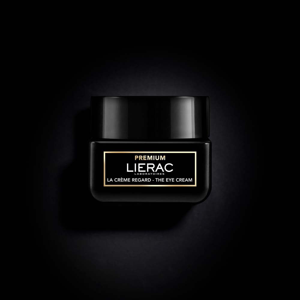 Vasetto nero con coperchio. Scritta: PREMIUM LIERAC LA CRÈME REGARD - THE EYE CREAM.