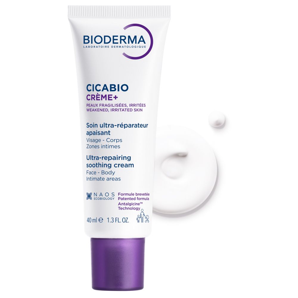 Tubo di crema Bioderma Cicabio Crème+ con tappo a vite viola e crema applicata accanto.