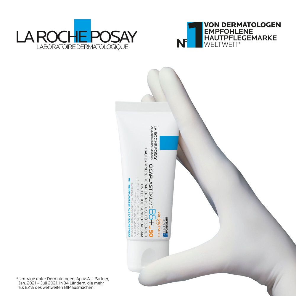 La Roche-Posay Cicaplast Baume B5+ SPF 50. Tubo in mano. Marchio per la cura della pelle raccomandato dai dermatologi.
